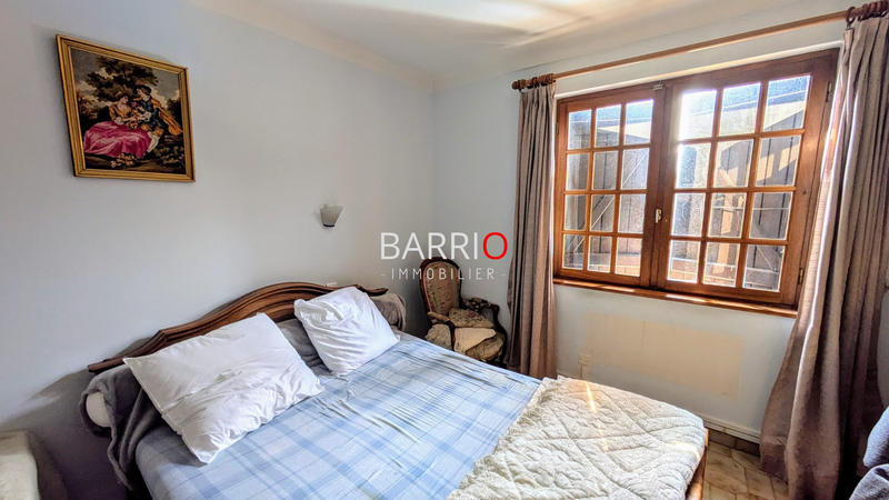 Villa - 180 m² - 7 pièces