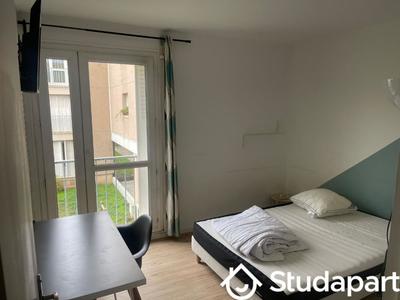 Chambre - 11 m² - 1 pièce