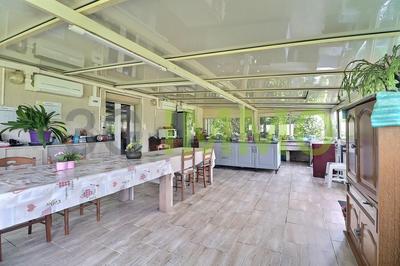 Maison - 102 m² - 5 pièces