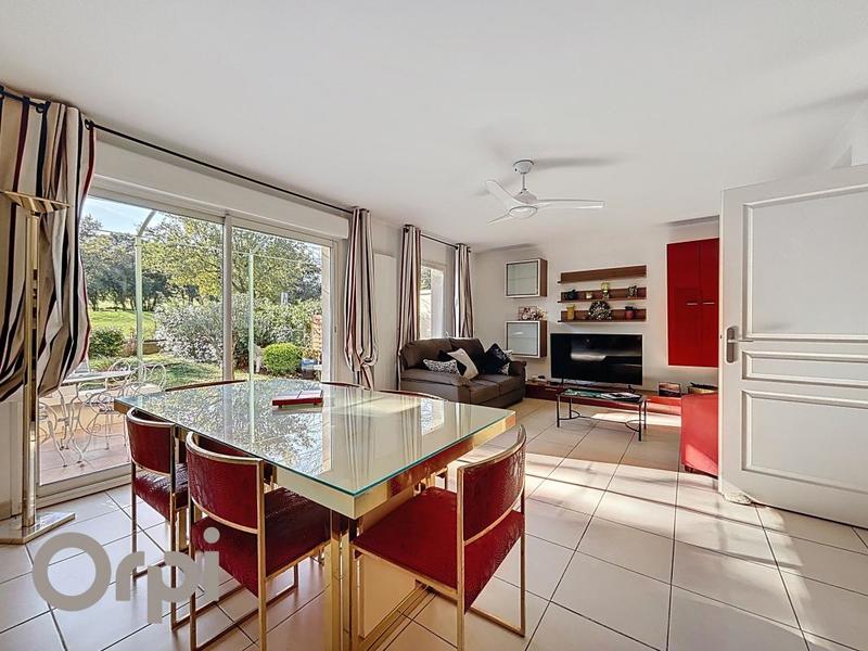 Maison - 96 m² - 5 pièces