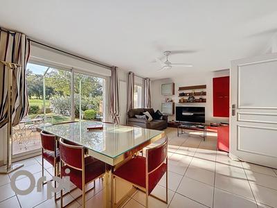 Maison - 96 m² - 5 pièces