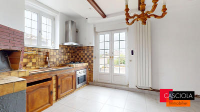 Appartement - 130 m² - 5 pièces