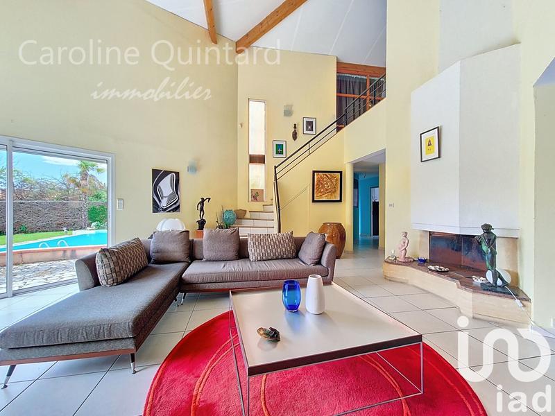 Maison - 196 m² - 6 pièces