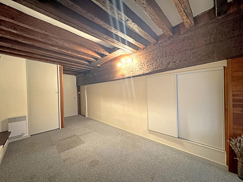 Appartement - 100 m² - 3 pièces