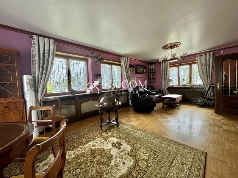 Maison - 206 m² - 5 pièces