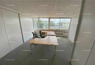 Bureau - 600 m²