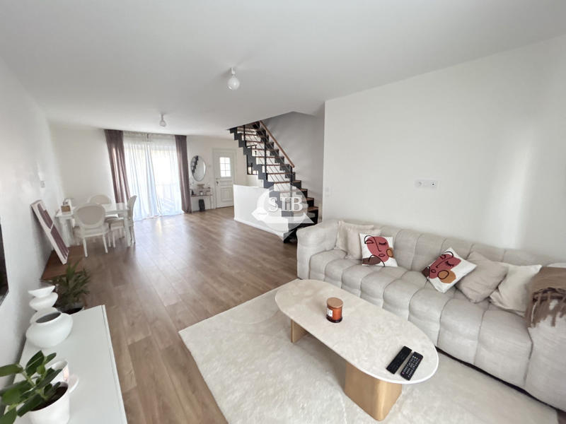 Maison - 150 m² - 6 pièces