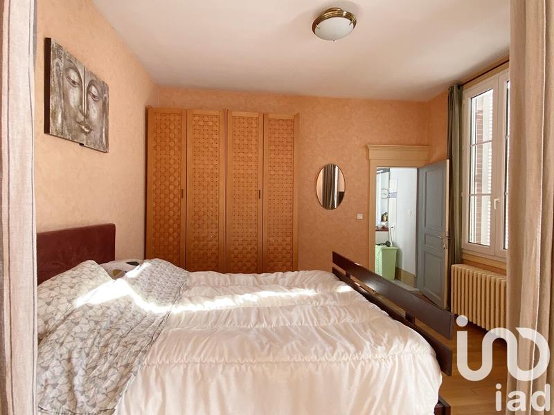 Maison de ville - 242 m² - 7 pièces