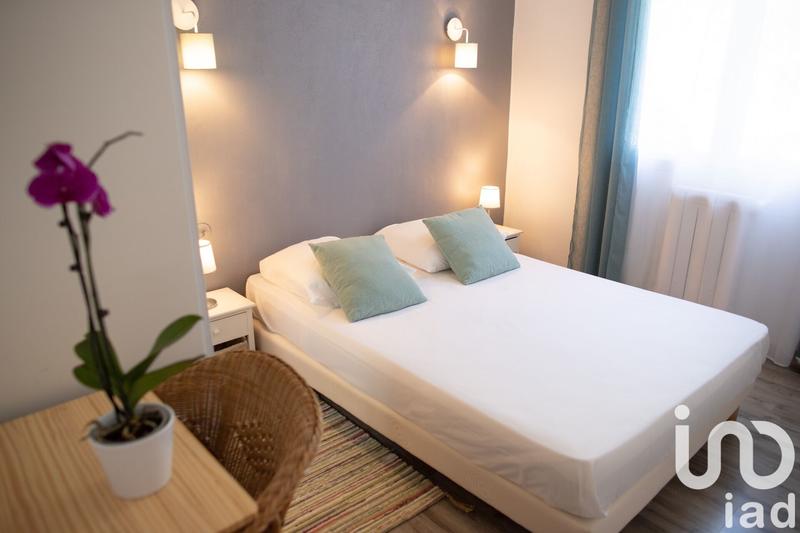 Maison - 322 m² - 11 pièces