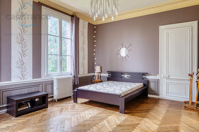 Maison bourgeoise - 442 m² - 12 pièces