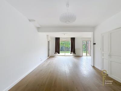 Maison - 163 m² - 6 pièces