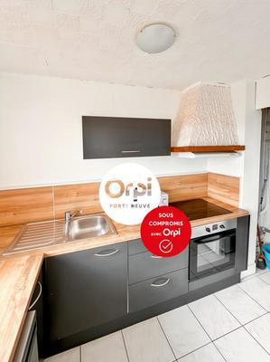 Immeuble - 300 m² - 12 pièces