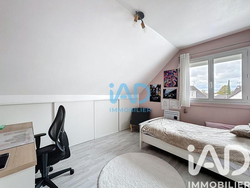 Maison - 96 m² - 4 pièces