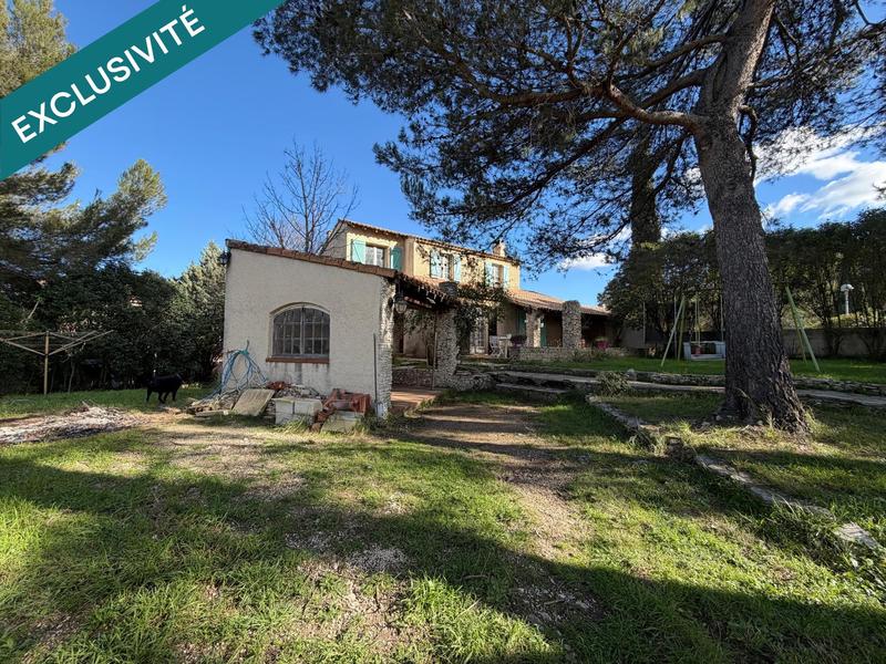 Maison - 180 m² - 7 pièces