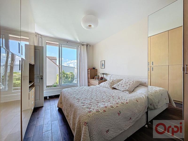 Demeure - 203 m² - 9 pièces