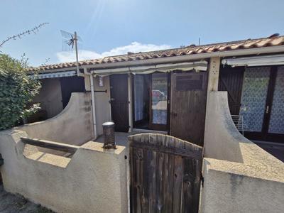 Villa - 15 m² - 1 pièce