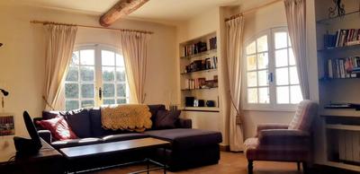 Villa - 180 m² - 6 pièces