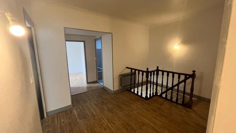 Maison - 151 m² - 6 pièces