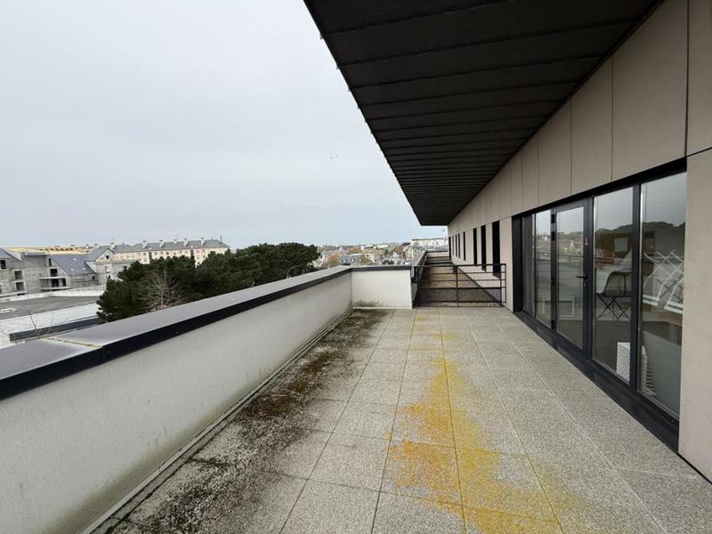 Local d'activité / Entrepôt - 439 m²