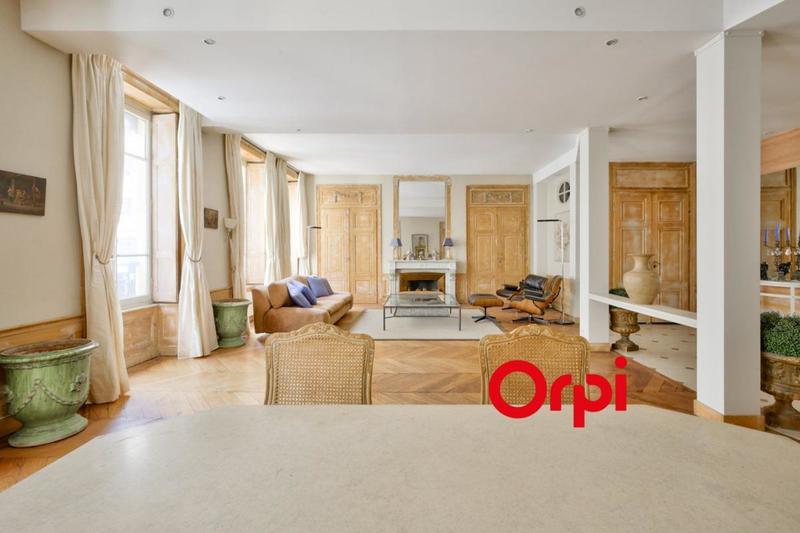 Appartement - 128 m² - 3 pièces