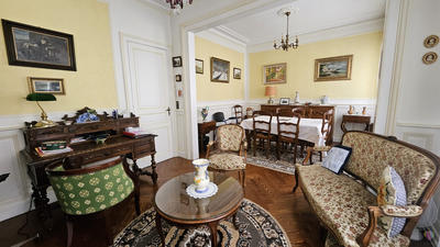 Maison - 151 m² - 6 pièces