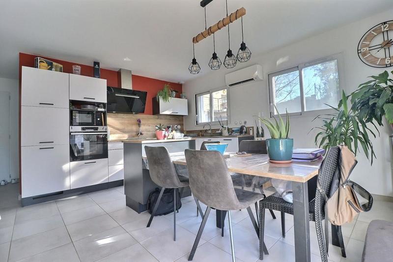 Villa - 67 m² - 4 pièces