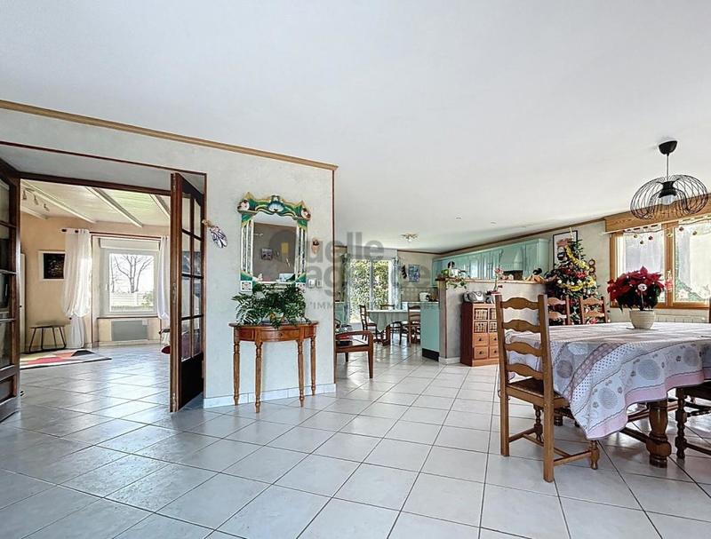 Maison - 183 m² - 7 pièces