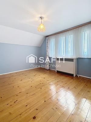 Maison - 121 m² - 7 pièces