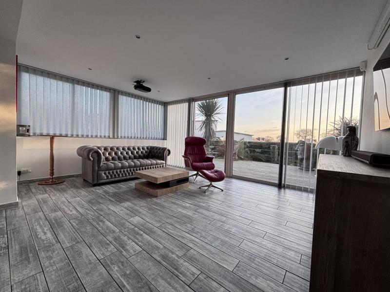 Maison - 145 m² - 6 pièces