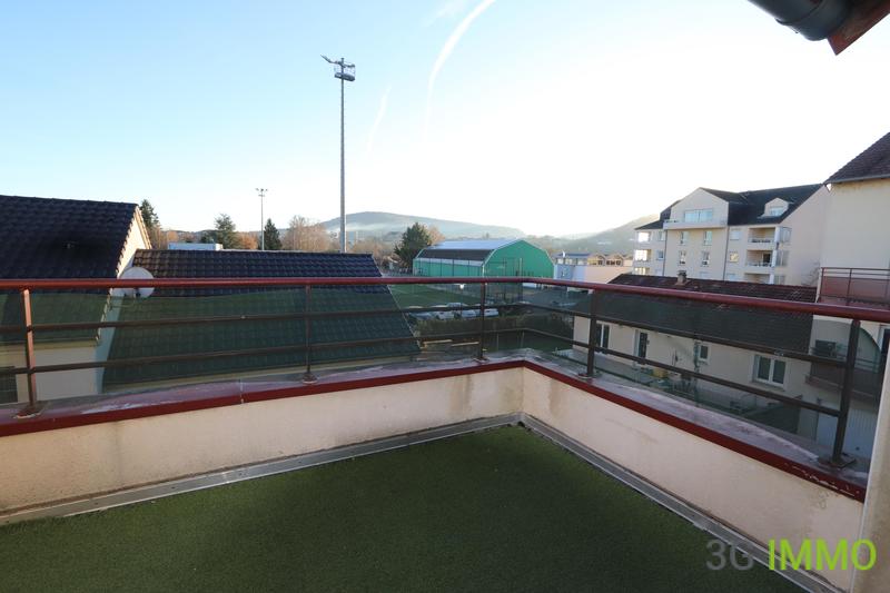 Appartement - 93 m² - 6 pièces