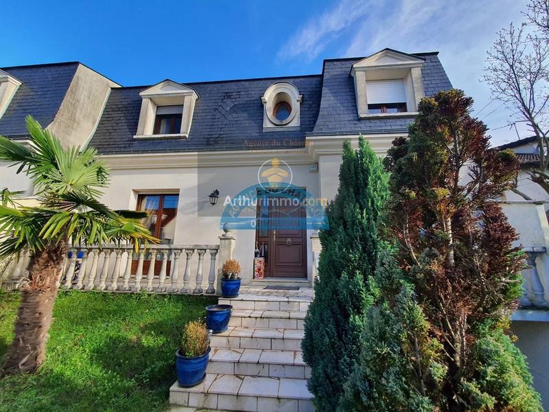 Maison - 160 m² - 7 pièces