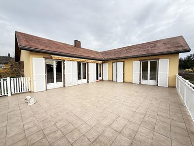 Maison - 167 m² - 6 pièces