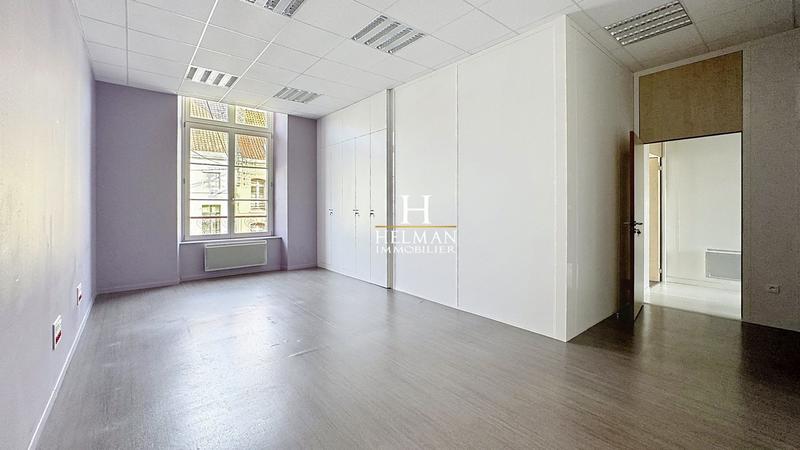 Bureau - 320 m²