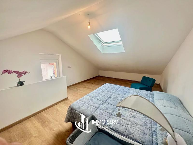 Maison - 90 m² - 5 pièces