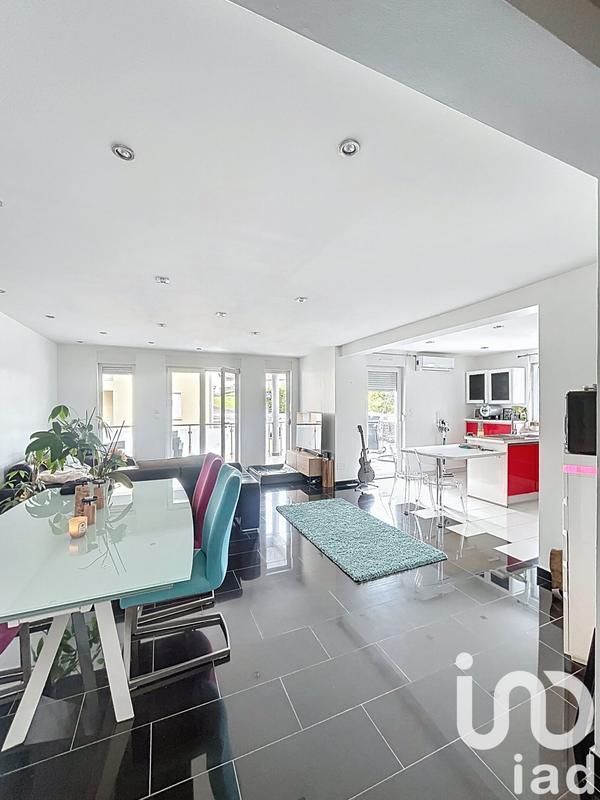 Appartement - 107 m² - 4 pièces