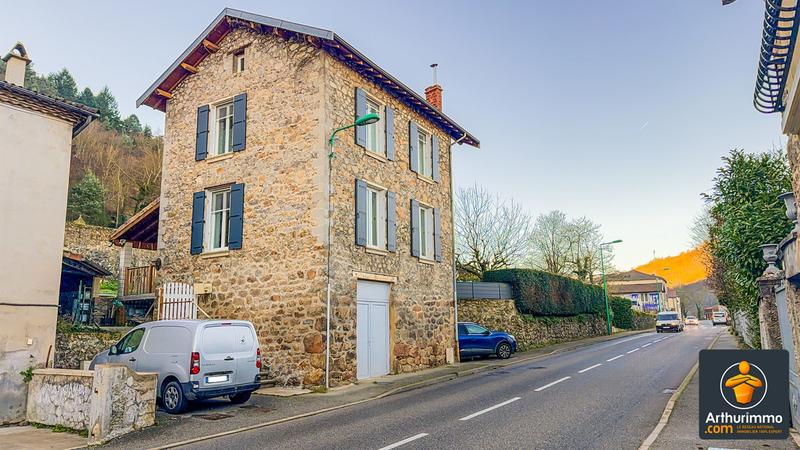 Maison - 90 m² - 3 pièces