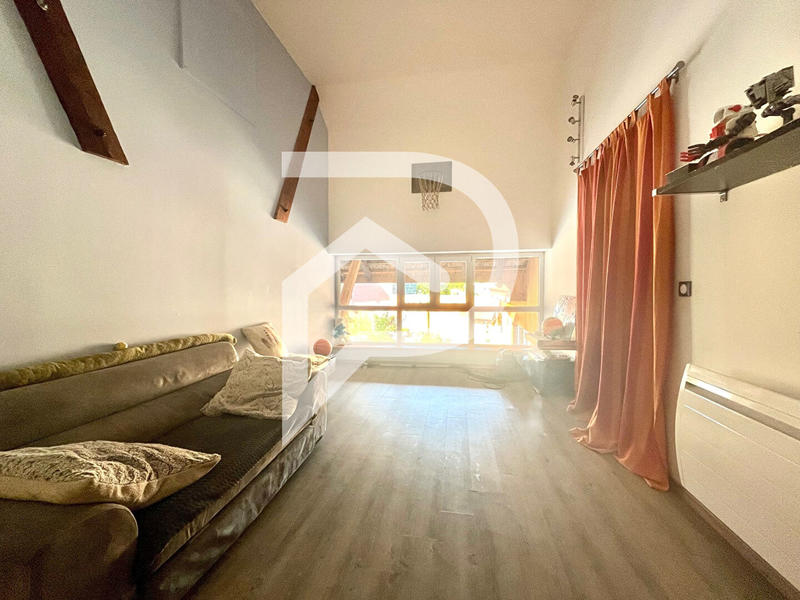 Maison - 309 m² - 7 pièces