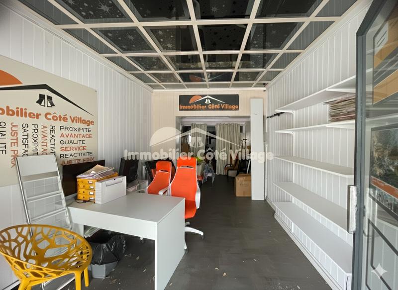 Local commercial - 18 m²