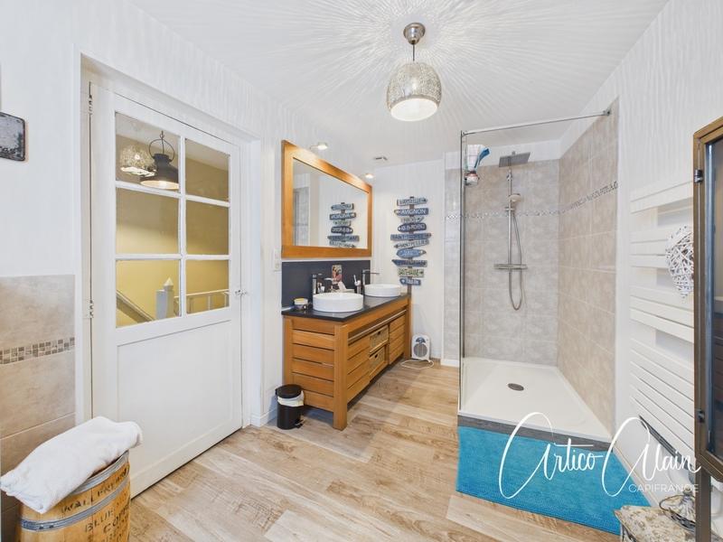 Maison de village - 137 m² - 5 pièces