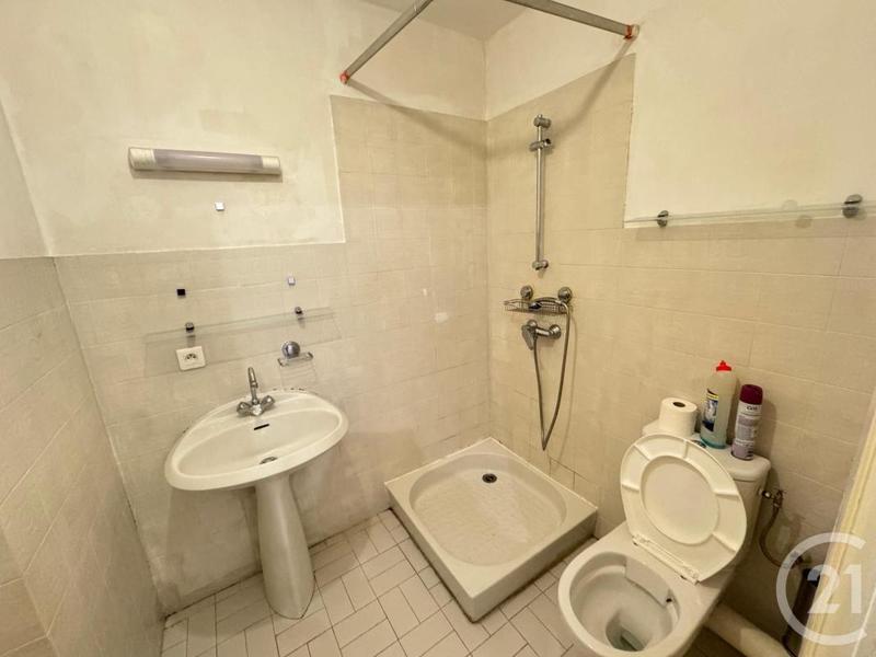 Studio - 27 m² - 1 pièce