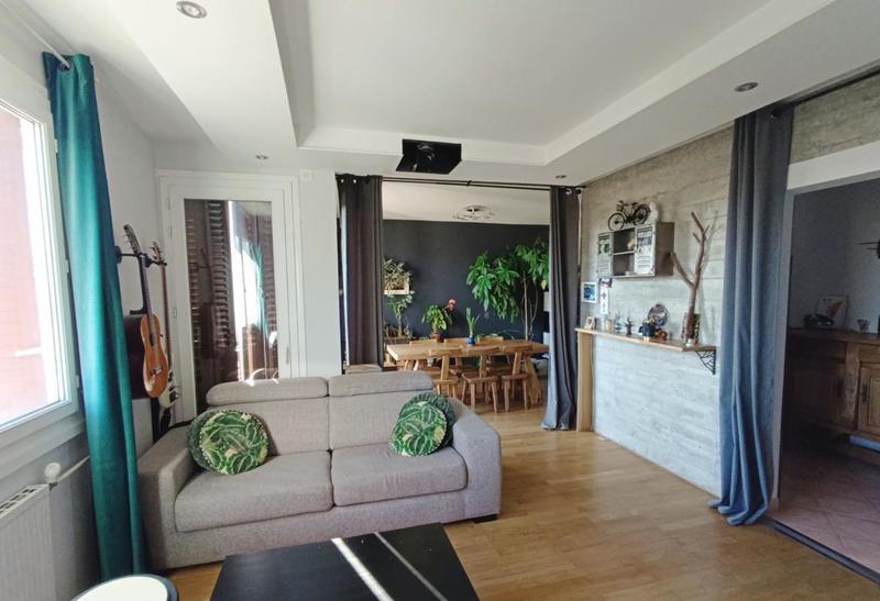 Appartement - 65 m² - 3 pièces