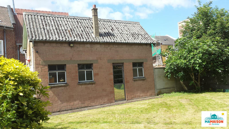 Maison traditionnelle - 230 m² - 6 pièces