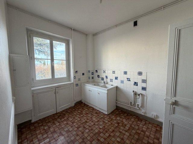 Appartement - 75 m² - 3 pièces