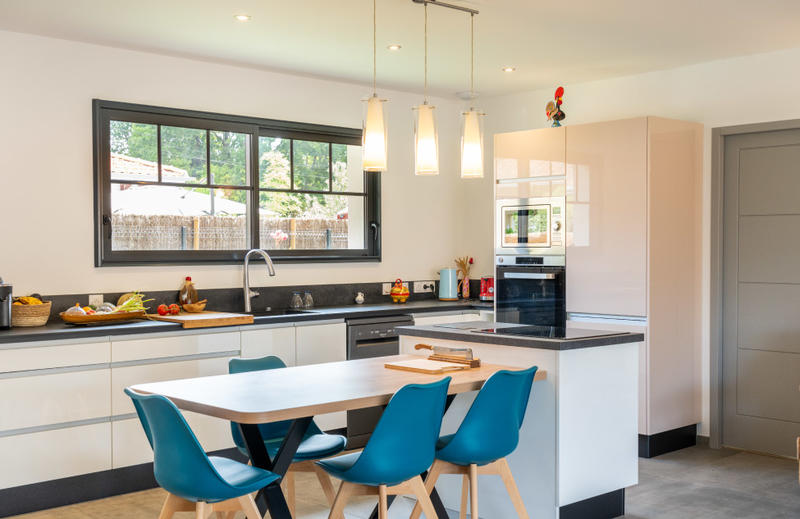 Maison - 80 m² - 5 pièces