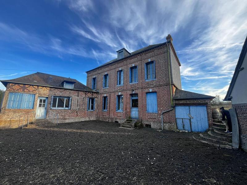 Maison - 178 m² - 10 pièces