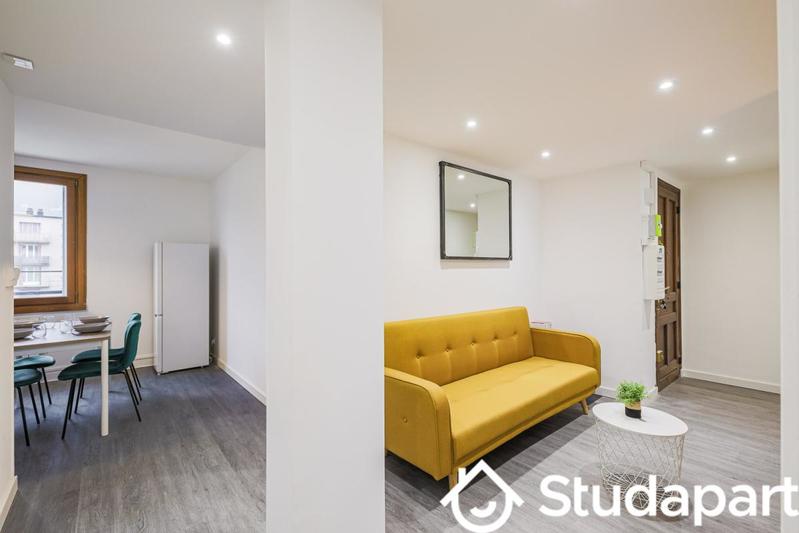 Chambre - 9 m² - 1 pièce