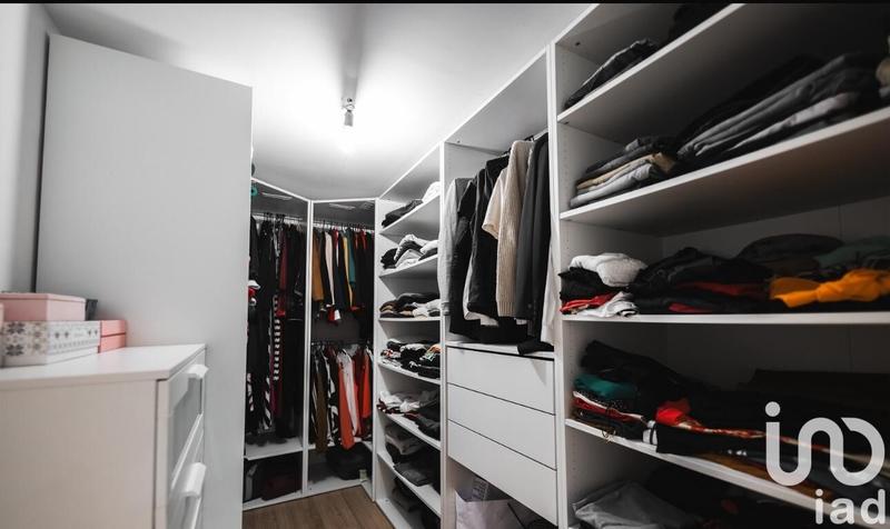 Maison - 298 m² - 10 pièces