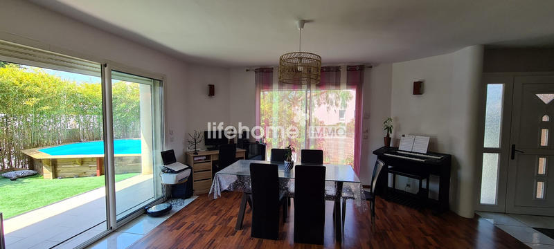 Maison traditionnelle - 123 m² - 6 pièces