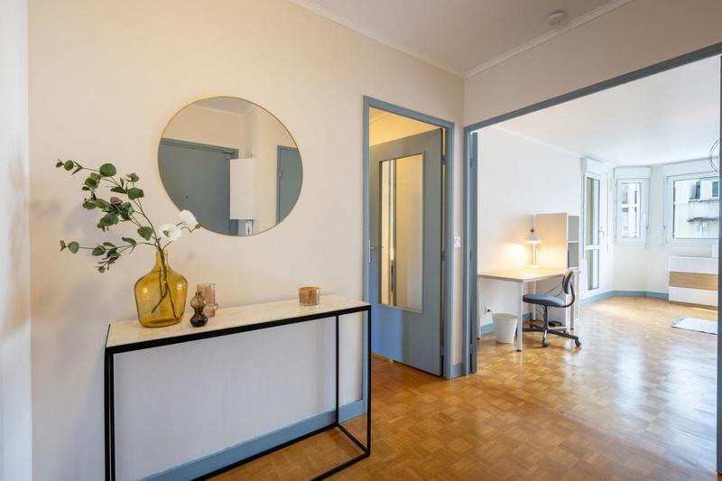Chambre - 11 m² - 1 pièce