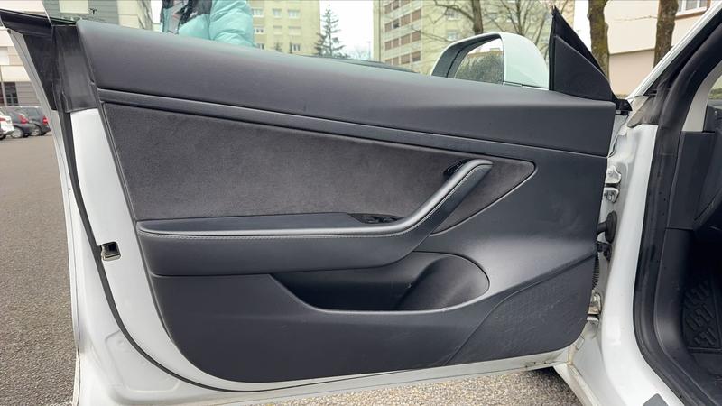 Tesla Model 3 325 Range plus Standard